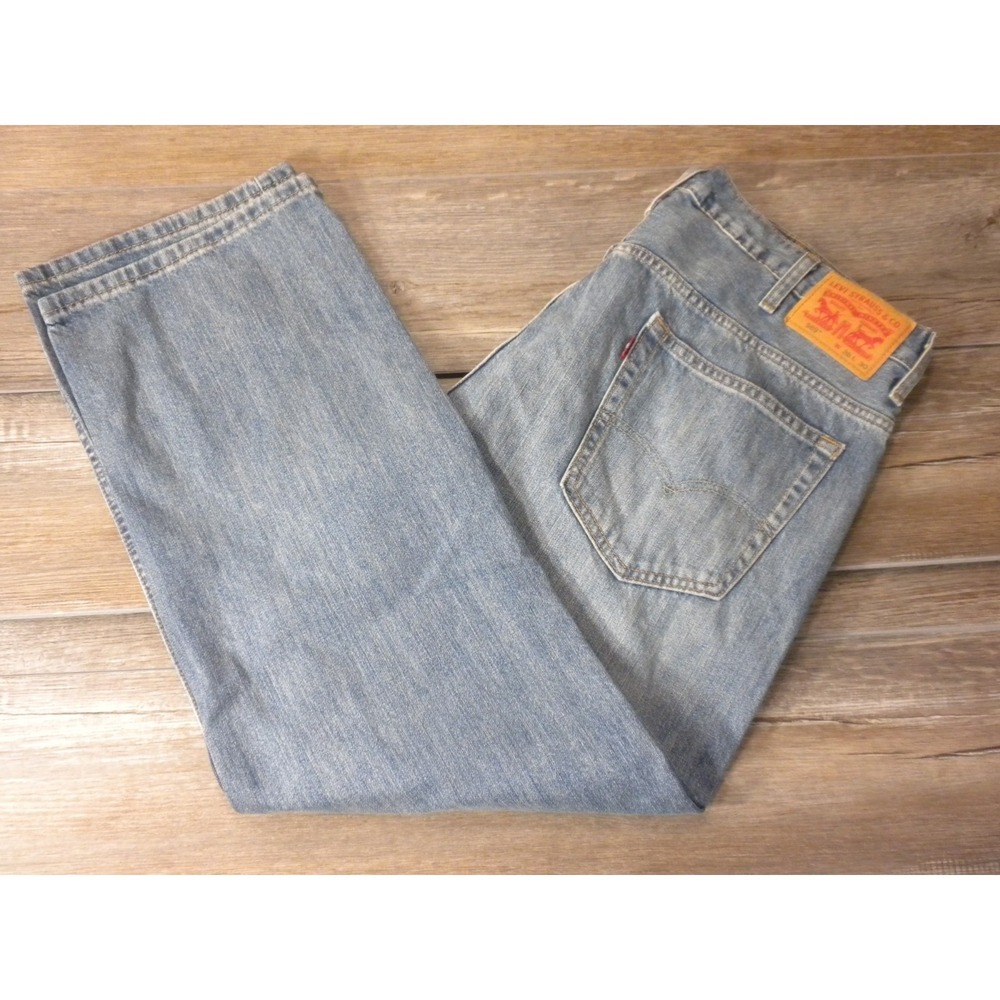 Levi's 569 Mens Jeans 38x30 Blue Denim Loose Straight Light Wash Y2K Streetwear
